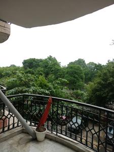 Living Room Image of 2200 Sq.ft 4 BHK Apartment / Flat for sale in Beverly Park Apartments, Sector 22 Dwarka New Delhi for Rs. 59000000