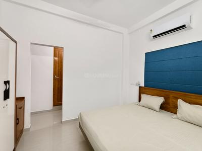 Bedroom Image of 900 Sq.ft 2 BHK Apartment / Flat for rent in Pulikkal Malappuram for Rs. 18000