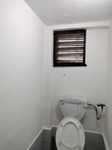 Common Bathroom One Image of 510 Sq.ft 1 BHK Apartment / Flat for sale in Sector 23B Dwarka New Delhi for Rs. 6400000