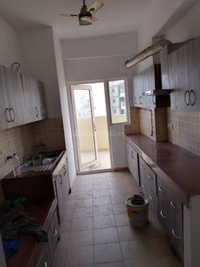 Kitchen Image of 1860 Sq.ft 4.5 BHK Apartment / Flat for sale in Mahagun Moderne, Sector 78 Noida for Rs. 29900000