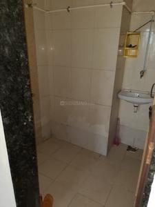 Bathroom Image of 625 Sq.ft 1 BHK Apartment / Flat for sale in Yash complex, Gopalpatti Pune for Rs. 2900000