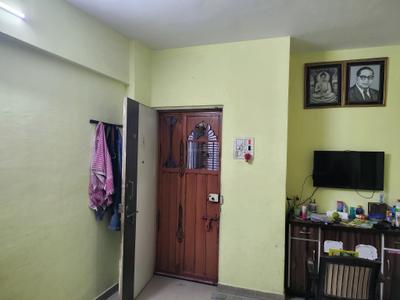 Living Room Image of 650 Sq.ft 1 BHK Apartment / Flat for sale in Thane West Thane for Rs. 12500000