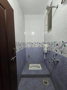 Bathroom Image of 750 Sq.ft 2 BHK Apartment / Flat for sale in Chinchwad Pune for Rs. 6900000