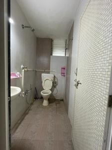 Bathroom Image of 1300 Sq.ft 2 BHK Apartment / Flat for rent in Konark Tower, Vastrapur Ahmedabad for Rs. 28000