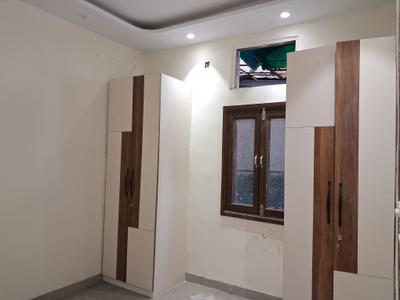Bedroom Image of 1350 Sq.ft 3 BHK Apartment / Flat for sale in Paschim Vihar New Delhi for Rs. 20500000