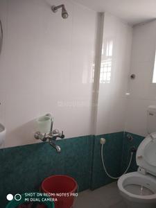 Bathroom Image of 1250 Sq.ft 3 BHK Apartment / Flat for rent in Hebbal Kempapura Bengaluru for Rs. 35000