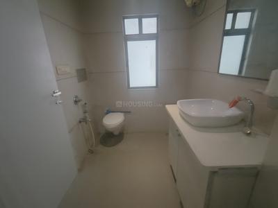 Bathroom Image of 2700 Sq.ft 4 BHK Apartment / Flat for sale in Ambawadi Ahmedabad for Rs. 32500000