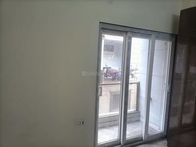 Bedroom Image of 990 Sq.ft 3 BHK Builder Floor for sale in Krishna Nagar New Delhi for Rs. 10000000