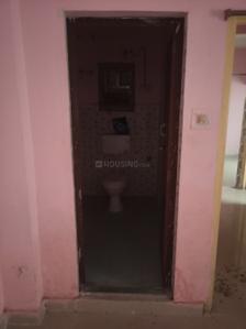 Bathroom Image of 790 Sq.ft 2 BHK Apartment / Flat for sale in Hi Tech Kalyan Plaza Anex, Sundarpada Bhubaneswar for Rs. 3200000