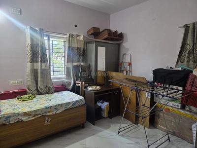 Bedroom Image of 1450 Sq.ft 3 BHK Apartment / Flat for rent in Adambakkam Chennai for Rs. 45000