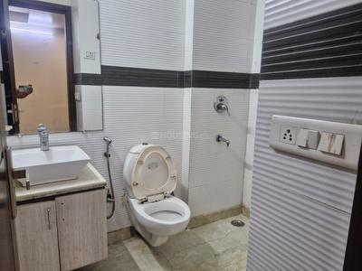 Bathroom Image of 900 Sq.ft 2 BHK Builder Floor for sale in Sector 17 Dwarka New Delhi for Rs. 13000000