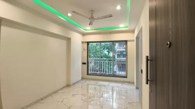 Living Room Image of 600 Sq.ft 1 BHK Apartment / Flat for sale in Malad West Mumbai for Rs. 12200000