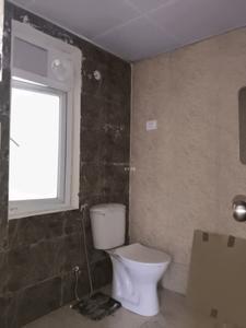 Bedroom One Image of 920 Sq.ft 2.5 BHK Apartment / Flat for rent in Amrapali Dream Valley 2, Noida Extension Greater Noida for Rs. 19000