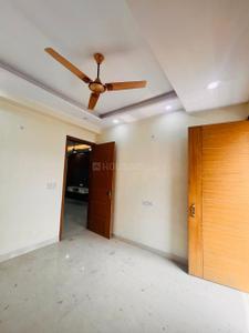 Bedroom Image of 1350 Sq.ft 3 BHK Apartment / Flat for sale in Rajendra Nagar Ghaziabad for Rs. 11500000