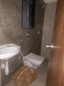 Common Bathroom Image of 410 Sq.ft 1 BHK Apartment / Flat for sale in Marine View, Borivali West Mumbai for Rs. 9085000