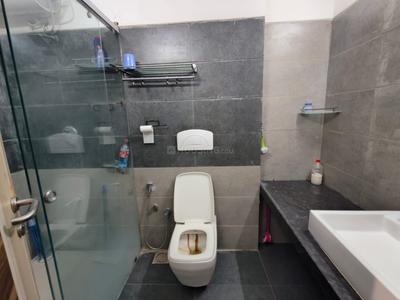 Bathroom Image of 3100 Sq.ft 4 BHK Apartment / Flat for sale in Satellite Ahmedabad for Rs. 32500000