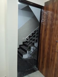 Image of 900 Sq.ft 2 BHK Builder Floor for rent in Preet Vihar, New Delhi for Rs. 23000