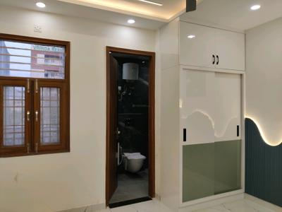 Bedroom Image of 1350 Sq.ft 3 BHK Apartment / Flat for sale in Lal Kuan Ghaziabad for Rs. 6465000