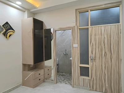 Bedroom Image of 950 Sq.ft 2 BHK Builder Floor for sale in Indirapuram Ghaziabad for Rs. 5800000