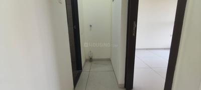 Image of 750 Sq.ft 2 BHK Apartment / Flat for sale in Goregaon West, Mumbai for Rs. 18500000