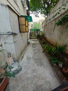 Balcony Image of 650 Sq.ft 2.5 BHK Apartment / Flat for rent in Ambazari Nagpur for Rs. 20000