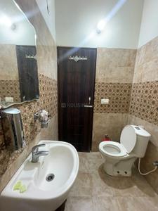 Bathroom Image of 500 Sq.ft 2 BHK Apartment / Flat for rent in Sector 71 Mohali for Rs. 11000