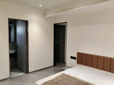 Bedroom Image of 770 Sq.ft 2 BHK Apartment / Flat for sale in Adani Atrius, Jagatpur Ahmedabad for Rs. 7040000