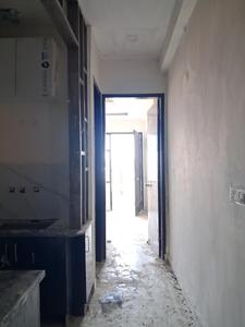 Passage Image of 550 Sq.ft 1 BHK Apartment / Flat for sale in Sector 73 Noida for Rs. 2600000