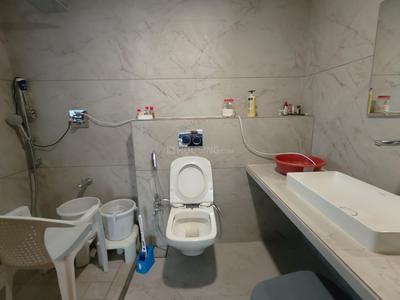Bathroom Image of 2244 Sq.ft 4 BHK Apartment / Flat for sale in Anantara Alpines, Thaltej Ahmedabad for Rs. 31500000