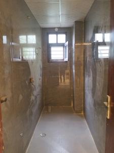 Common Bathroom Image of 1150 Sq.ft 3 BHK Apartment / Flat for sale in Shalimar Garden Ghaziabad for Rs. 6591000