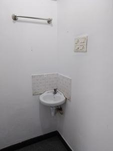 Image of 900 Sq.ft 2 BHK Builder Floor for rent in Palluruthy, Kochi for Rs. 20000