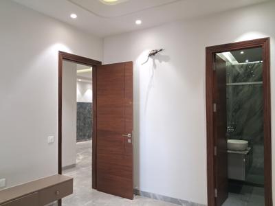Bedroom Image of 1800 Sq.ft 3 BHK Builder Floor for sale in Paschim Vihar New Delhi for Rs. 36000000