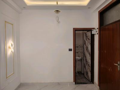 Living Room Image of 450 Sq.ft 1 BHK Apartment / Flat for sale in DLF Ankur Vihar Ghaziabad for Rs. 1475000