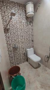 Bathroom Image of 1400 Sq.ft 3 BHK Independent House for rent in Sector 52 Gurgaon for Rs. 34000