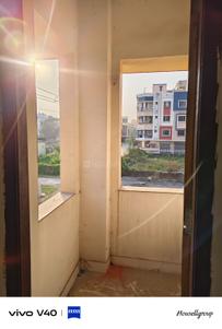 Balcony Image of 700 Sq.ft 2 BHK Builder Floor for sale in Nayabad Kolkata for Rs. 3300000