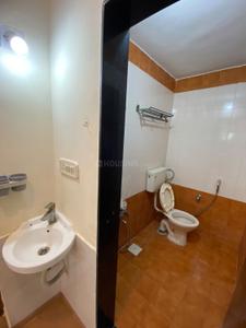 Bathroom Image of 1100 Sq.ft 2 BHK Apartment / Flat for rent in Satyam Status , Jodhpur Ahmedabad for Rs. 32000