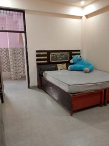 Bedroom Image of 850 Sq.ft 2 BHK Builder Floor for rent in Sector 63 A Noida for Rs. 20000