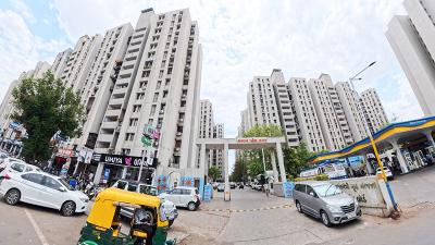 Image of 1755 Sq.ft 3.5 BHK Apartment / Flat for sale in Naranpura, Ahmedabad for Rs. 8500000