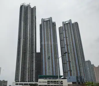 Image of 2500 Sq.ft 4 BHK Apartment / Flat for rent in Piramal Mahalaxmi South Tower, Worli, Mumbai for Rs. 400000