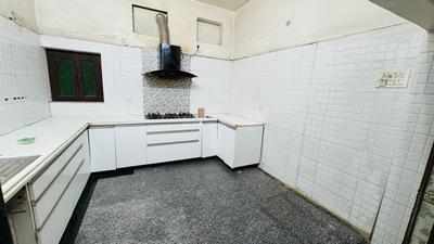 Kitchen Image of 1373 Sq.ft 9 BHK Independent House for sale in Talkatora Lucknow for Rs. 8100000