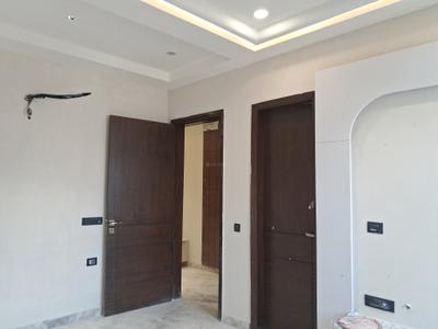 Bedroom Image of 1800 Sq.ft 3 BHK Builder Floor for sale in Paschim Vihar New Delhi for Rs. 35000000