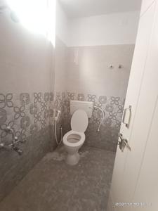 Bathroom Image of 500 Sq.ft 1 BHK Apartment / Flat for rent in C V Raman Nagar Bangalore for Rs. 18000