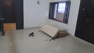 Bedroom Image of 4500 Sq.ft 3 BHK Builder Floor for rent in New Friends Colony New Delhi for Rs. 100000