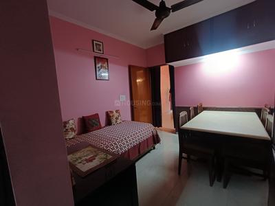 Bedroom Image of 1125 Sq.ft 2 BHK Builder Floor for sale in Chittaranjan Park New Delhi for Rs. 20000000