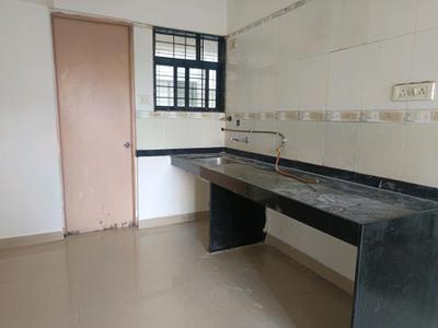 Kitchen Image of 1000 Sq.ft 2 BHK Apartment / Flat for rent in Magarpatta Iris, Magarpatta City Pune for Rs. 32000