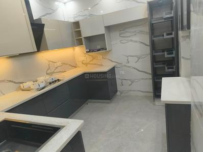 Image of 2000 Sq.ft 4 BHK Apartment / Flat for sale in DDA Flats Vasant Kunj, Vasant Kunj, New Delhi for Rs. 51000000