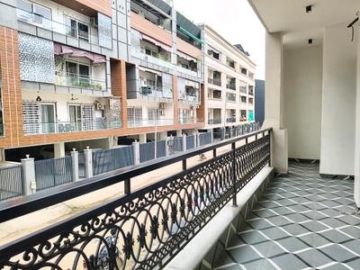 Living Room Image of 2700 Sq.ft 4 BHK Builder Floor for sale in Ansal Esencia Sector 67, Sector 67 Gurgaon for Rs. 30000000