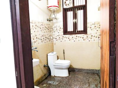Image of 521 Sq.ft 1 RK Builder Floor for rent in Saket, New Delhi for Rs. 9200