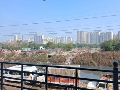 Bedroom Two Image of 1150 Sq.ft 3 BHK Apartment / Flat for rent in Sector 49 Noida for Rs. 20000