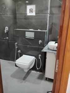 Bathroom Image of 1850 Sq.ft 4 BHK Builder Floor for rent in Sector 24 Rohini New Delhi for Rs. 50000